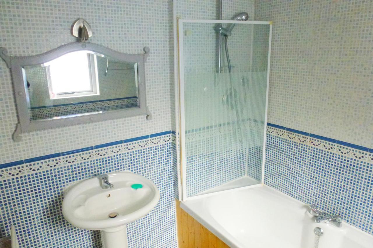 Enchanting One Bed Split-Level Cottageロスターバー エクステリア 写真